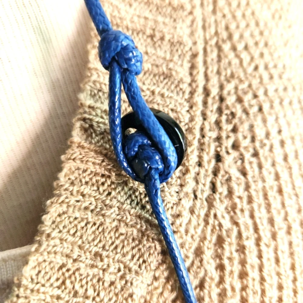 🌊Blue Acrylic Free Form necklace -Metal Free💙 - Picture 13 of 16